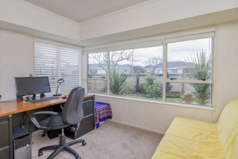 Photo of property in 20 Beach Haven Place, Paraparaumu Beach, Paraparaumu, 5032