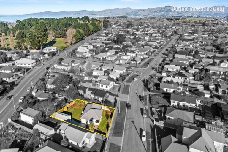 Photo of property in 13 Baker Street, New Brighton, Christchurch, 8083