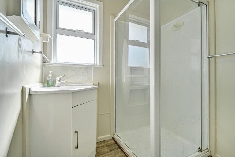 Photo of property in 30 Gilray Avenue, Maraenui, Napier, 4110