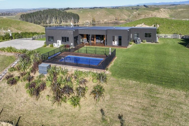 Photo of property in 69a Pirau Road, Fernhill, Napier, 4183