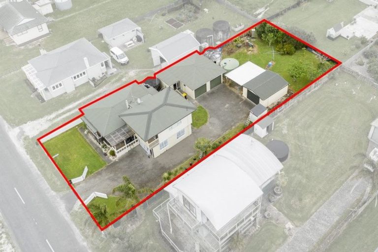 Photo of property in 887 East Coast Road, Kaiaua, Pokeno, 2473