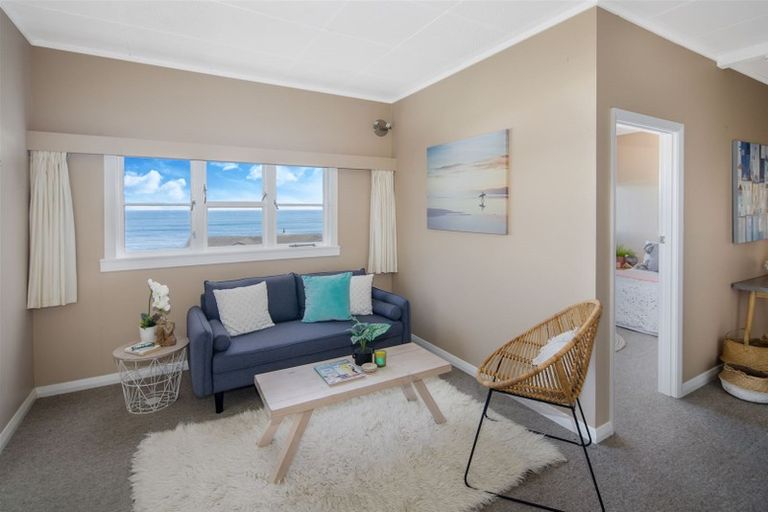 Photo of property in 55 High Street, Island Bay, Wellington, 6023