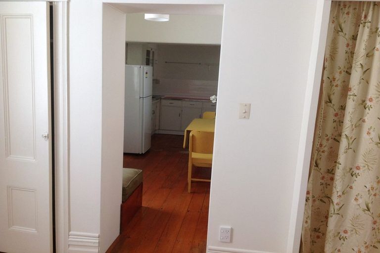 Photo of property in 8 Amiria Street, Saint Marys Bay, Auckland, 1011