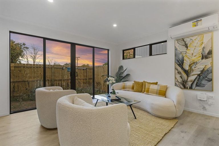 Photo of property in 20b Hill Road, Papatoetoe, Auckland, 2025