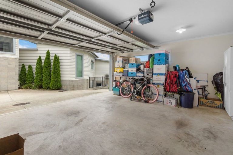 Photo of property in 20c Kelvin Place, Hamilton East, Hamilton, 3216