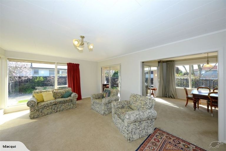 Photo of property in 51 Kent Lodge Avenue, Avonhead, Christchurch, 8042