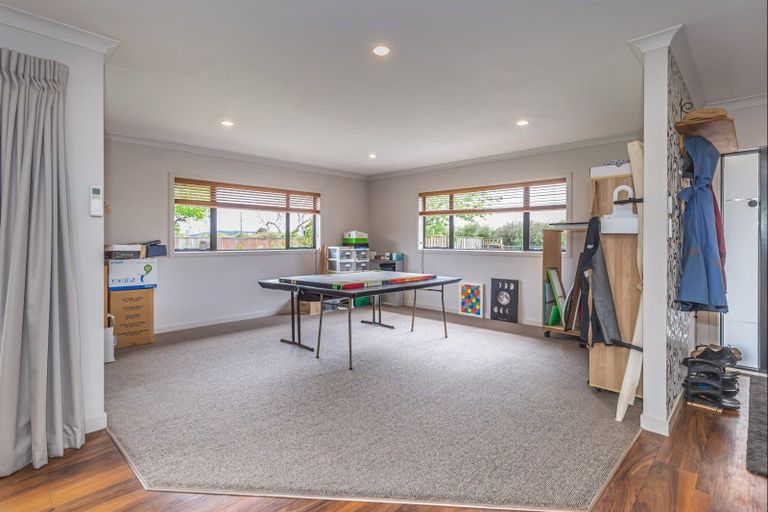Photo of property in 177 Queen Street West, Levin, 5510