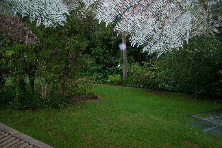 Photo of property in 9 John Gill Road, Cockle Bay, Auckland, 2014