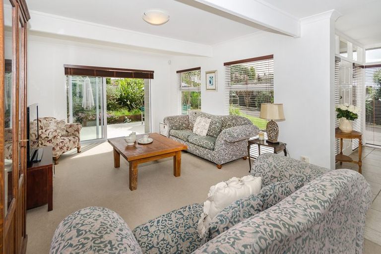 Photo of property in 14 Winslow Heights, Pahurehure, Papakura, 2113