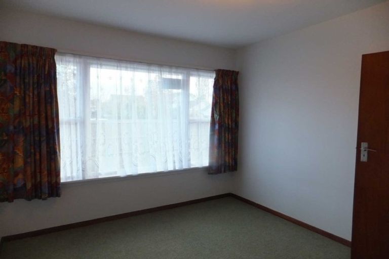 Photo of property in 120 Hamilton Avenue, Ilam, Christchurch, 8041