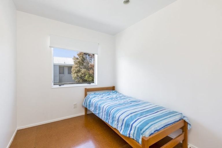 Photo of property in 12 North West Anchorage, Omaha, 0986