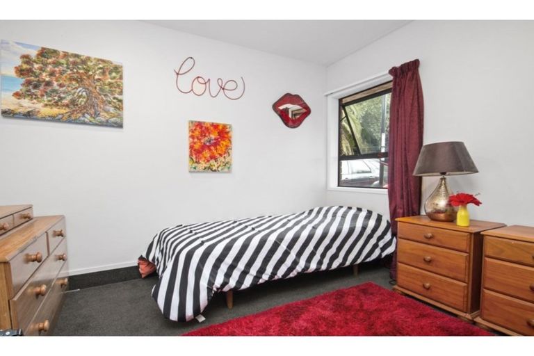 Photo of property in 163 Colombo Road, Waiuku, 2123