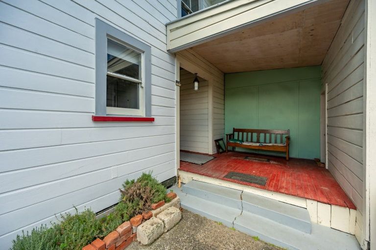 Photo of property in 1420 Karamu Road North, Mayfair, Hastings, 4122