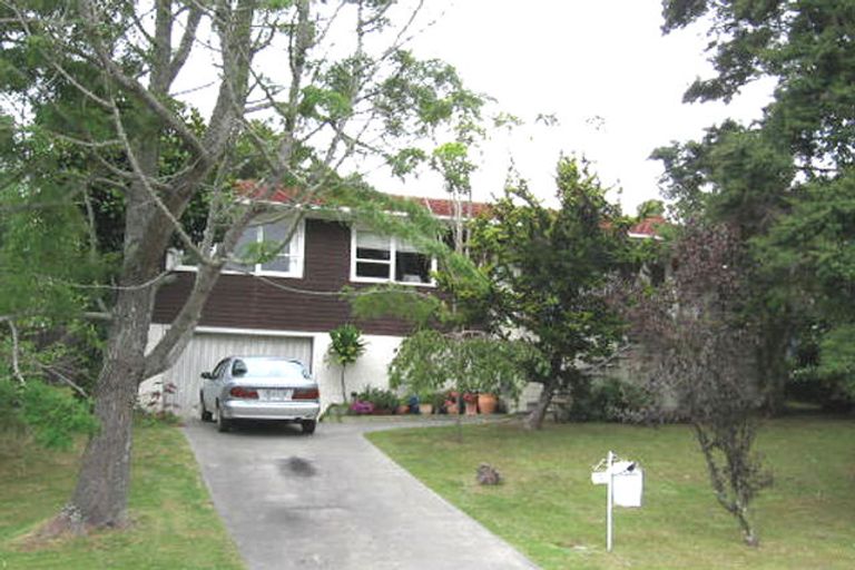 Photo of property in 3 Madison Place, Forrest Hill, Auckland, 0620