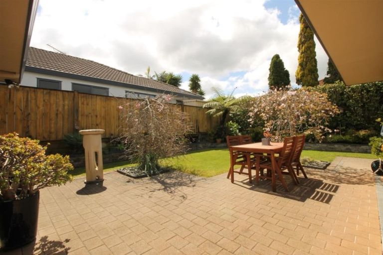 Photo of property in 9 Limerick Place, Dannemora, Auckland, 2016