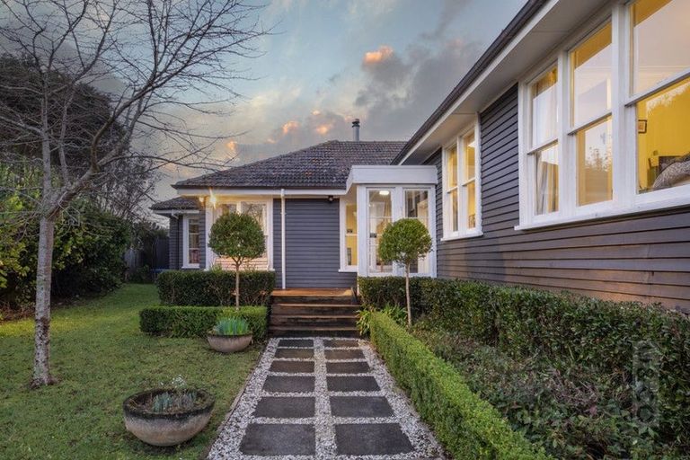 Photo of property in 11 Elliot Street, Riverhead, 0820