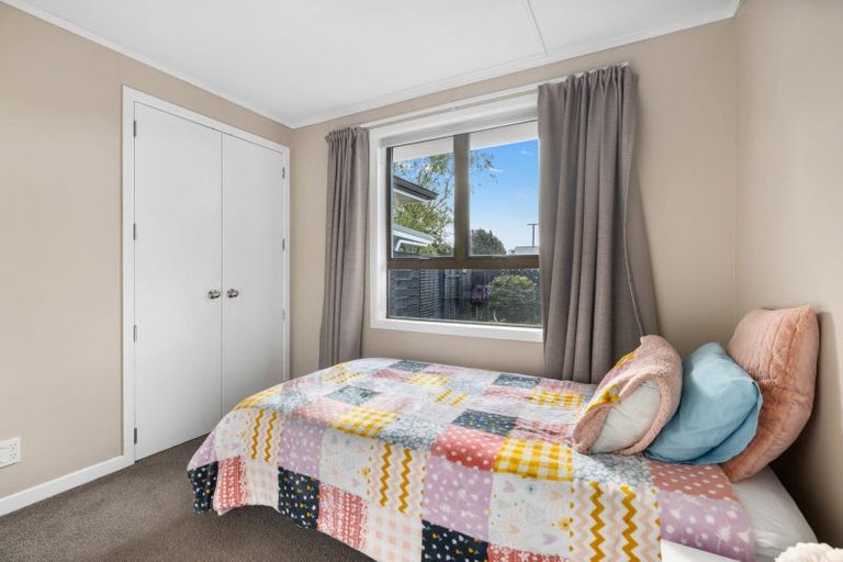 Photo of property in 22 Queen Road, Bellevue, Tauranga, 3110