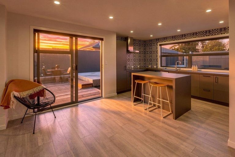Photo of property in 16b Eltham Road, Blenheim, 7201