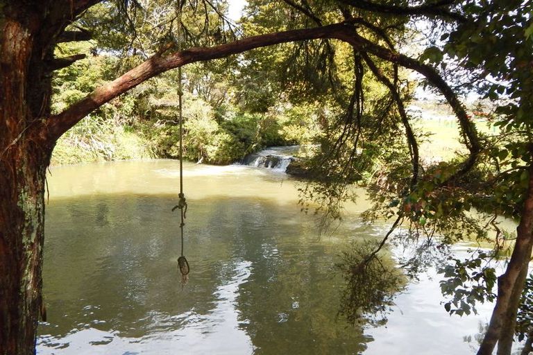 Photo of property in 44 Waimate North Road, Kerikeri, 0293