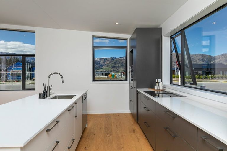 Photo of property in 7 Barton Street, Lake Hawea, 9382