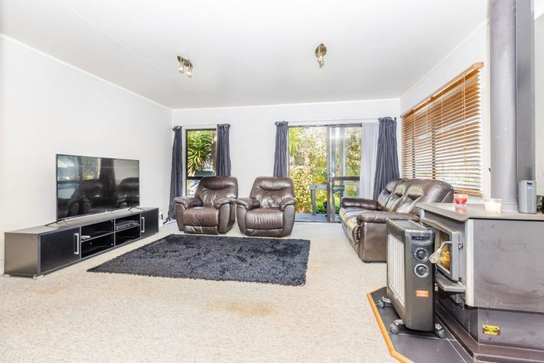 Photo of property in 16 Bartholomew Drive, Nawton, Hamilton, 3200