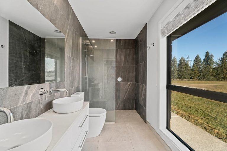 Photo of property in 154 Munro Lane, Tarras, Cromwell, 9383