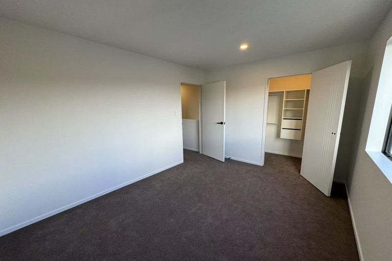 Photo of property in 7/25 Taikata Road, Te Atatu Peninsula, Auckland, 0610