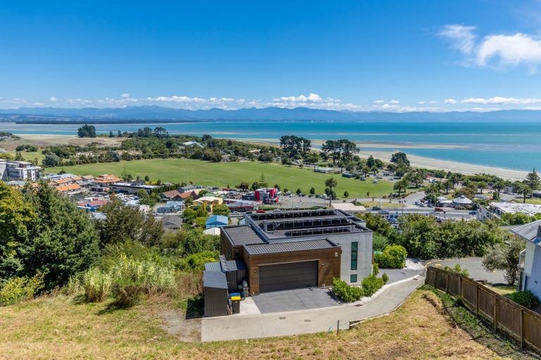Photo of property in 25 Champion Terrace, Moana, Nelson, 7011