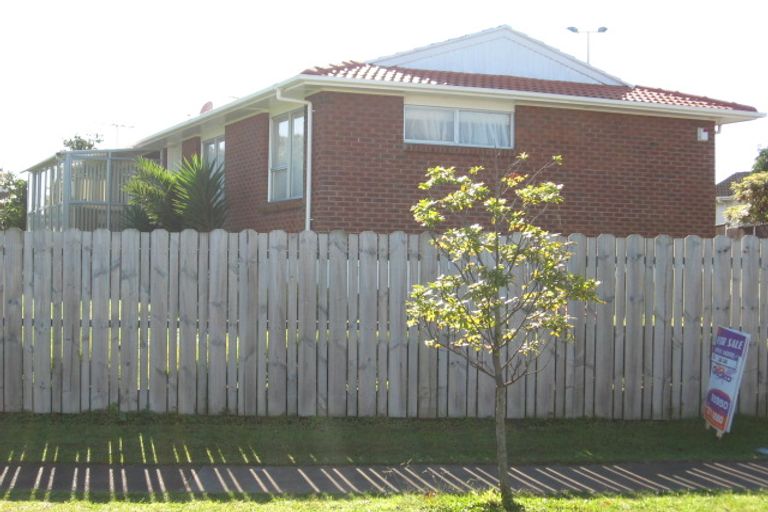 Photo of property in 94 Cascades Road, Pakuranga Heights, Auckland, 2010