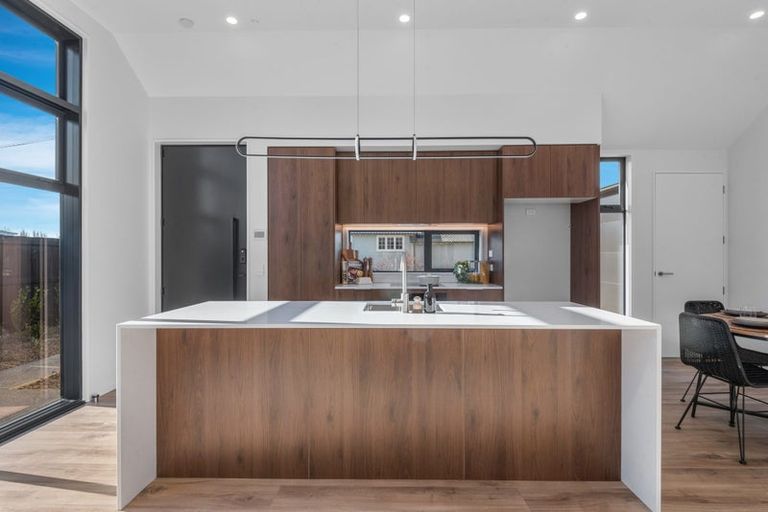 Photo of property in 3 Tavendale Place, St Albans, Christchurch, 8052