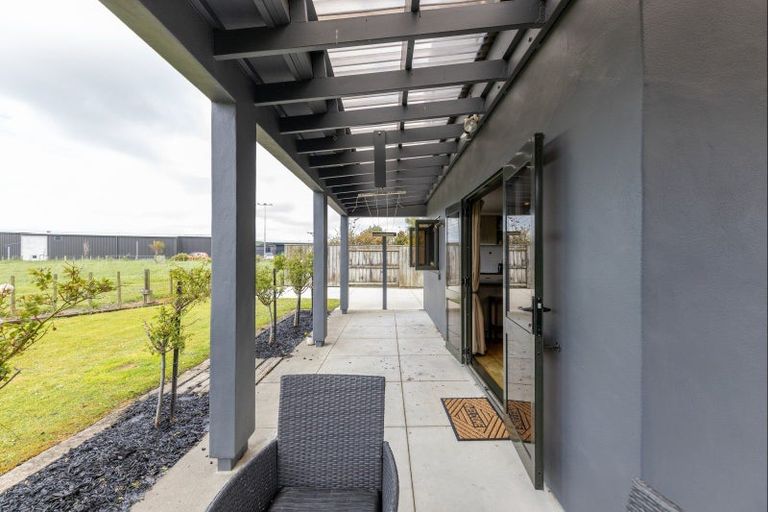 Photo of property in 9 Virginia Grove, Milson, Palmerston North, 4414