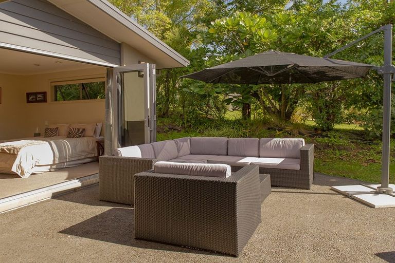 Photo of property in 9 Taunui Place, Cooks Beach, Whitianga, 3591