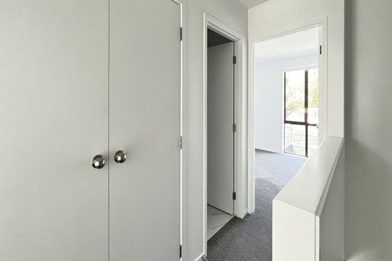 Photo of property in 3/3 Fairdale Place, Birkdale, Auckland, 0626