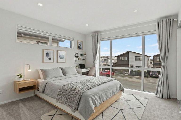 Photo of property in 28 Gecko Road, Hobsonville, Auckland, 0616