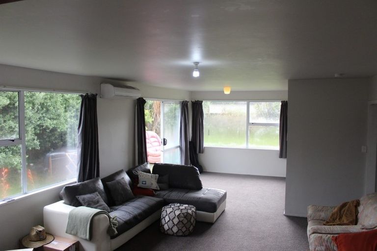 Photo of property in 2 Colman Avenue, Sockburn, Christchurch, 8042