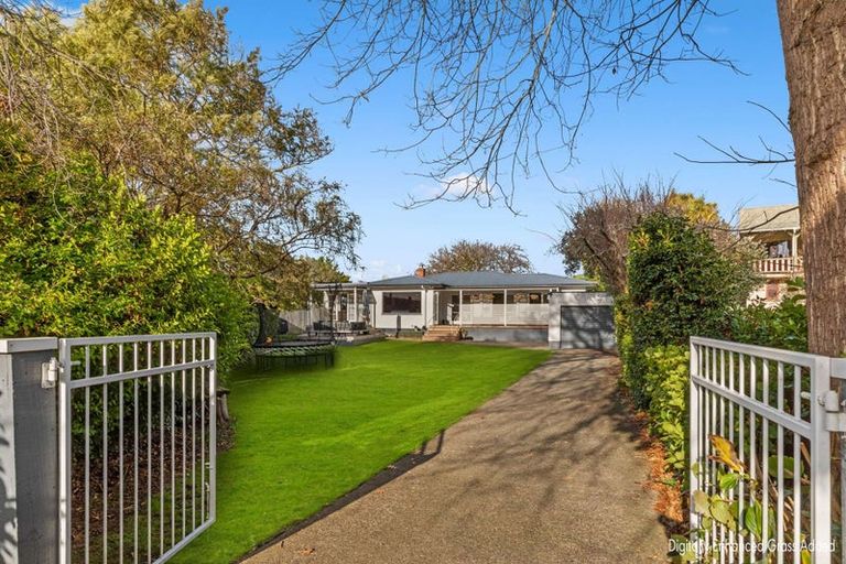 Photo of property in 11 College Street, College Estate, Whanganui, 4500