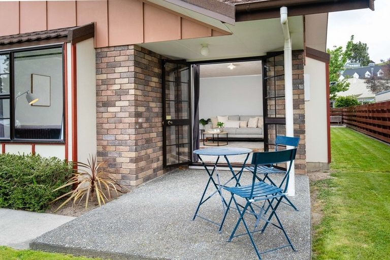 Photo of property in 70 O'dowd Road, Taradale, Napier, 4112