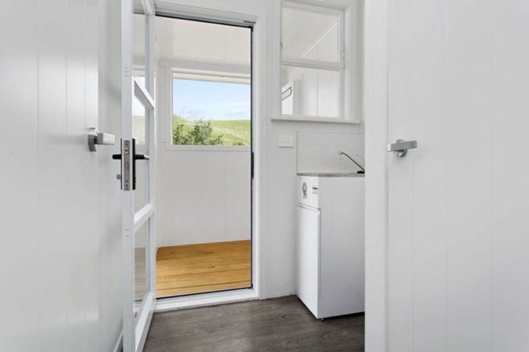 Photo of property in 18 Church Street, Tirau, 3410