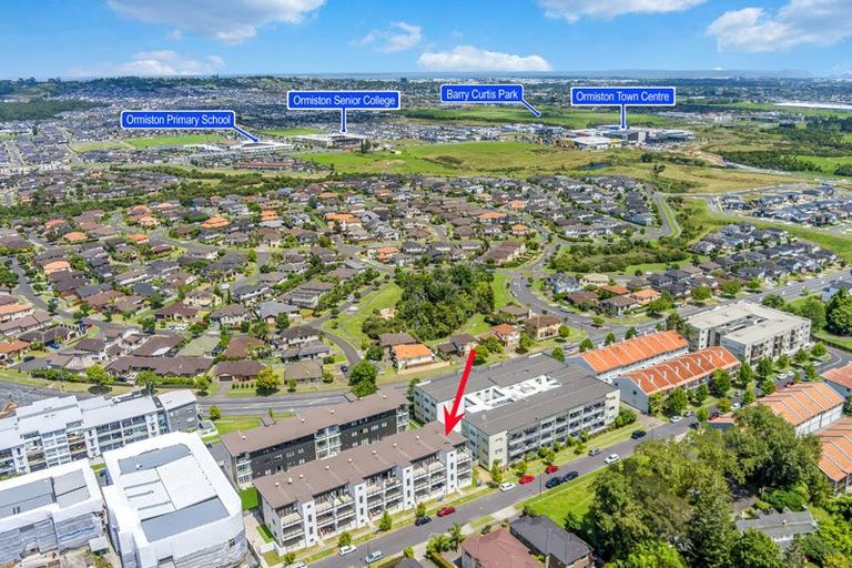 Photo of property in 24/11 Carlos Drive, Flat Bush, Auckland, 2016