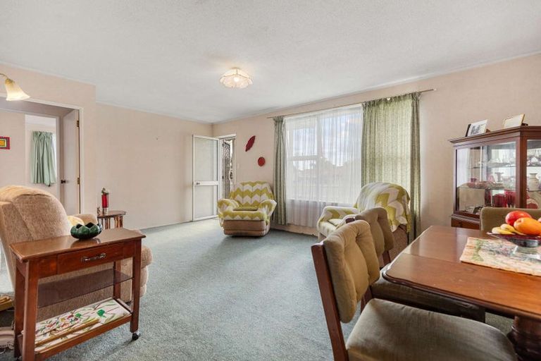 Photo of property in 40 Tuhikaramea Road, Dinsdale, Hamilton, 3204