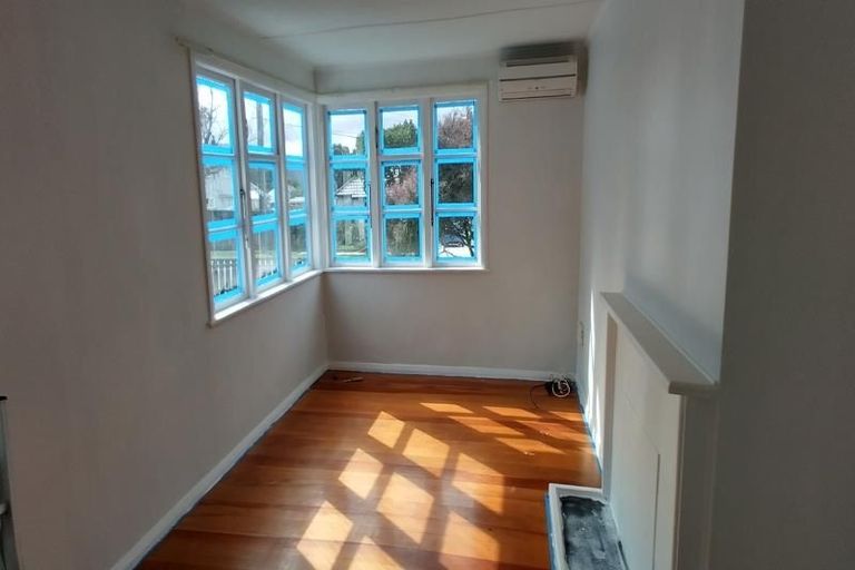 Photo of property in 29 Newcombe Street, Naenae, Lower Hutt, 5011