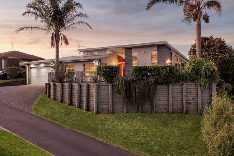 Photo of property in 48 Buxton Place, Ohauiti, Tauranga, 3112