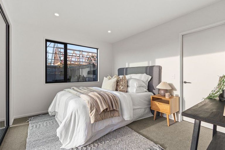 Photo of property in 1 Hobbs Lane, Harewood, Christchurch, 8051