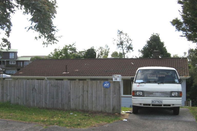 Photo of property in 10 Gemini Place, Beach Haven, Auckland, 0626