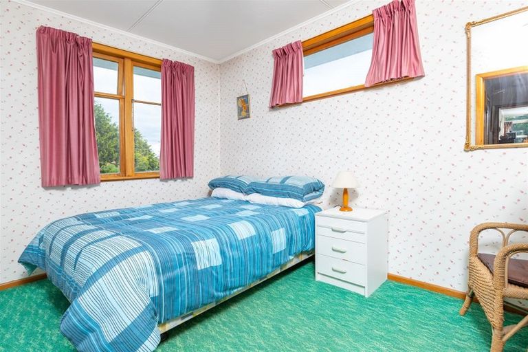 Photo of property in 4 Wavell Crescent, Lansdowne, Masterton, 5810