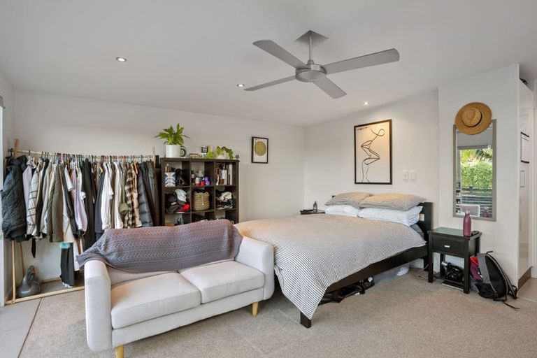 Photo of property in 78c Matipo Road, Mairangi Bay, Auckland, 0630