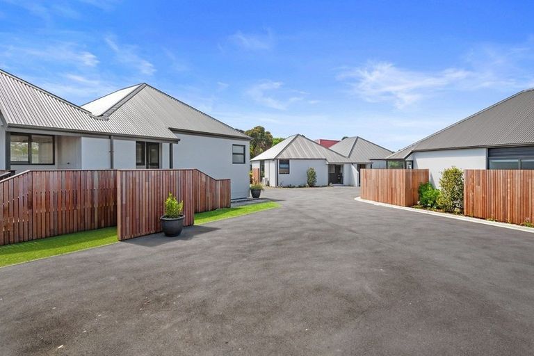Photo of property in 71a Main Road, Redcliffs, Christchurch, 8081
