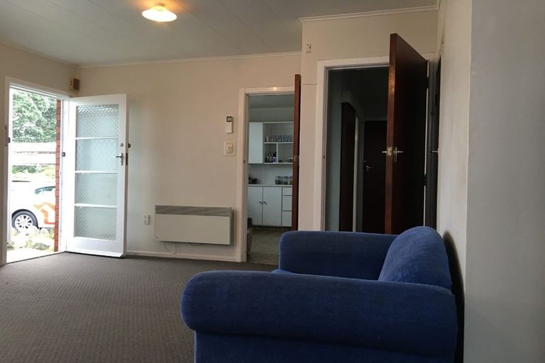Photo of property in 4 Duke Place, New Plymouth, 4310