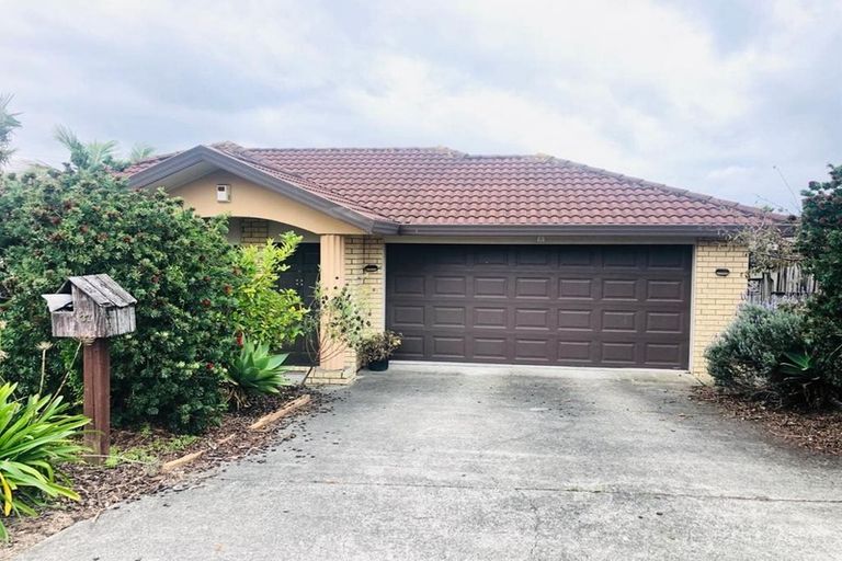 Photo of property in 37 Robin Brooke Drive, Flat Bush, Auckland, 2019