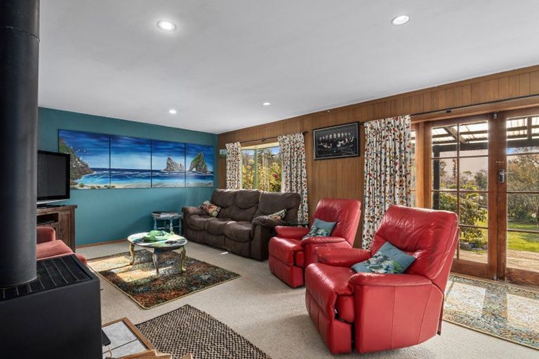 Photo of property in 2313 Takaka-collingwood Highway, Collingwood, 7073